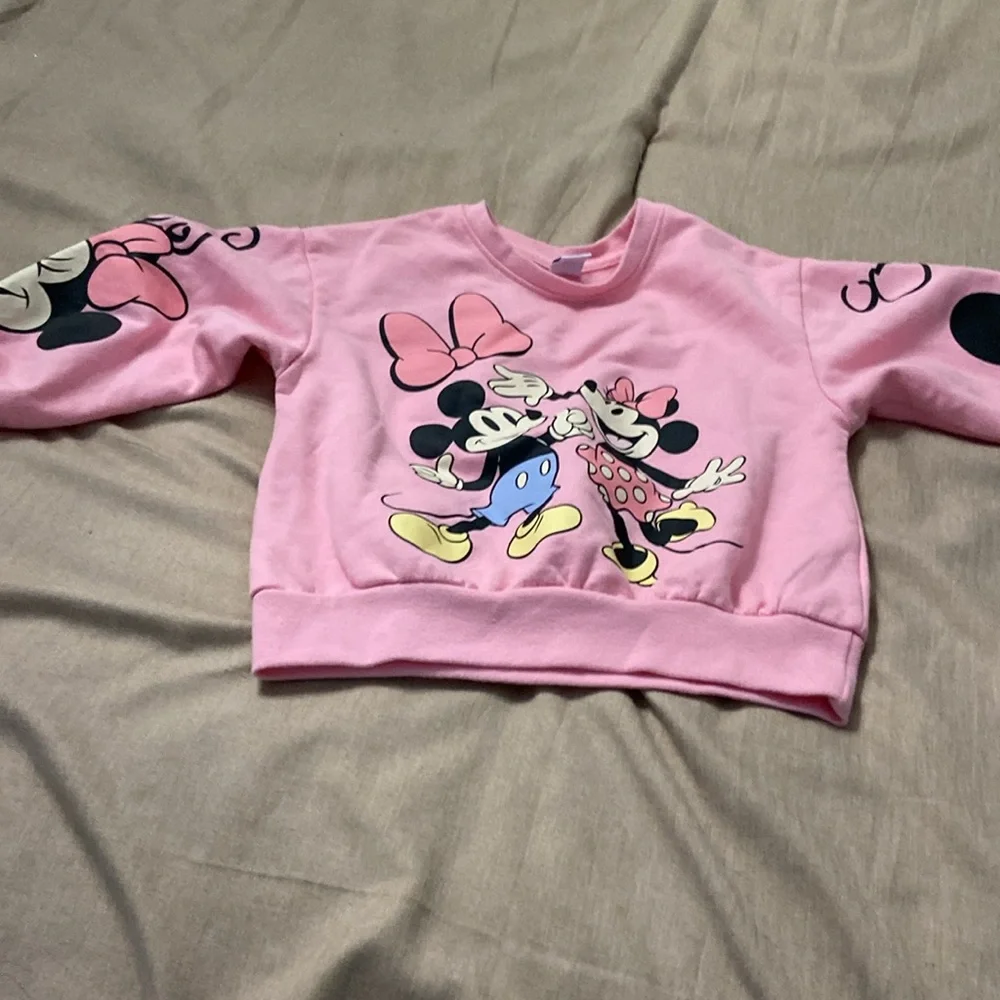 Sweatshirt bundle - Picture 2 of 5